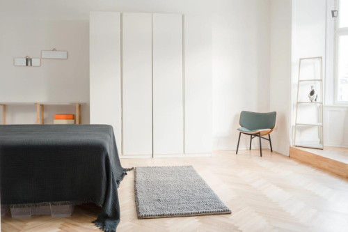 Bright double bedroom near Fælledparken