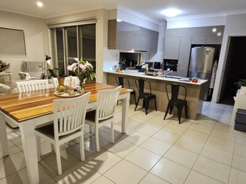 Private Room - Modern Peaceful Home