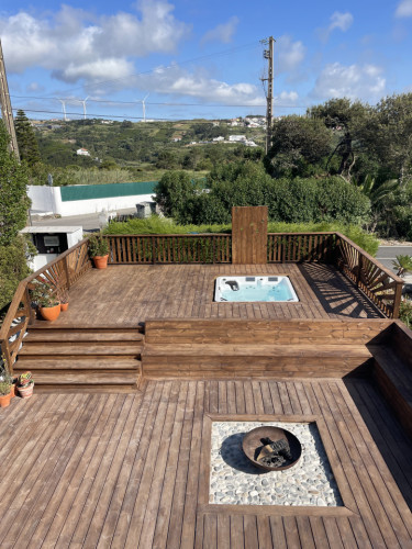 Cozy Surf-Inspired Coliving with Ocean Views in São Lourenço