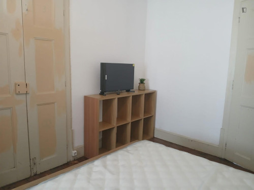 Charming bedroom in a 7-bedroom flat