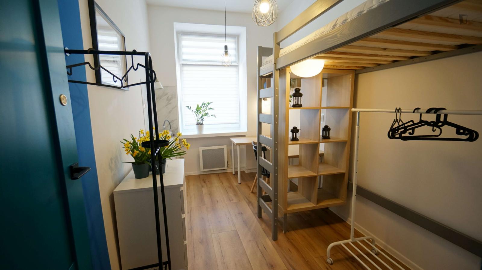  Pleasant Single Bedroom In Shared Flat Near The Lodz University Of Technology  -  Pleasant single bedroom in shared flat near the Lodz University of Technology  - Gallery -  1