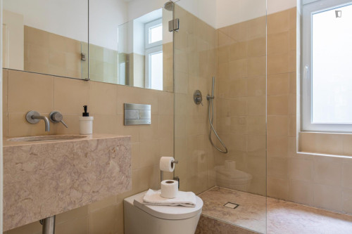 Deluxe 4-bedroom apartment in Arroios