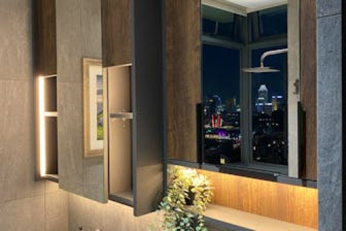 Luxurious Modern Contemporary Flat Showcasing Singapore's Icon Cityscape and Vibrance - Gallery - 27