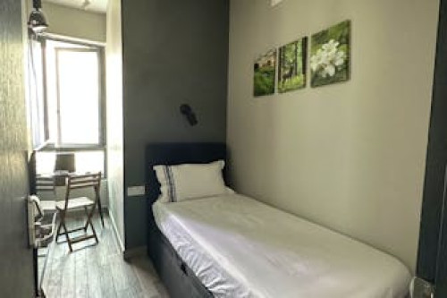 Luxurious Modern Contemporary Flat Showcasing Singapore's Icon Cityscape and Vibrance - Gallery - 11