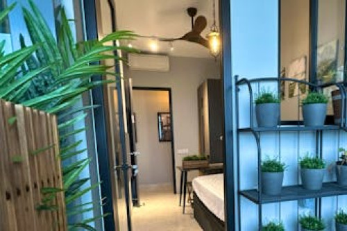 Luxurious Modern Contemporary Flat Showcasing Singapore's Icon Cityscape and Vibrance - Gallery - 9