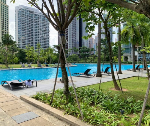 Luxurious Modern Contemporary Flat Showcasing Singapore's Icon Cityscape and Vibrance - Gallery - 24