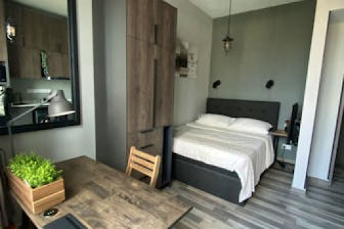 Luxurious Modern Contemporary Flat Showcasing Singapore's Icon Cityscape and Vibrance - Gallery - 17