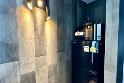 Luxurious Modern Contemporary Flat Showcasing Singapore's Icon Cityscape and Vibrance - Gallery - 14