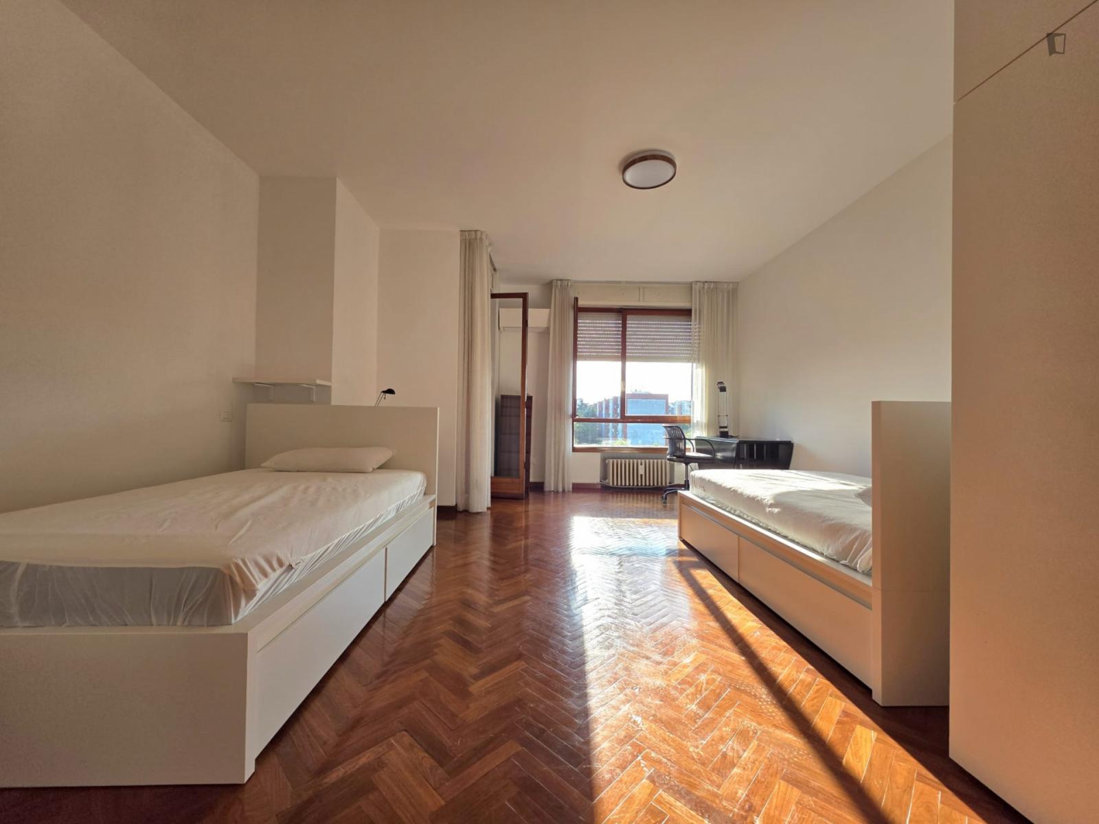  Bed In A Comfy Twin Bedroom, Near The Bivio S.Vitale Train Station  -  Bed in a comfy twin bedroom, near the Bivio S.Vitale train station  - Gallery -  1