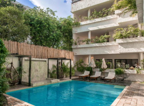 Charming Coliving Suites with Pool in Enchanting Tulum Centro