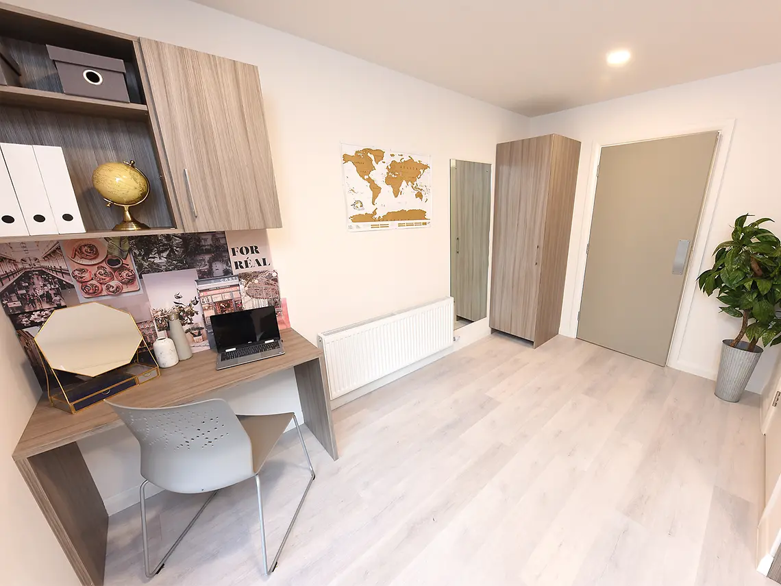  Premium En-Suite  -  Melbourn Point  - Gallery -  5