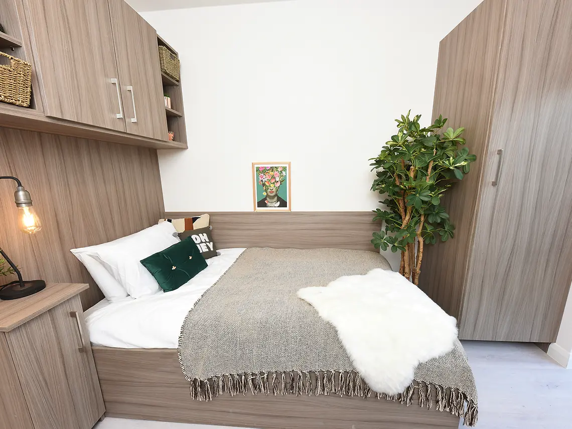  Classic En-Suite  -  Melbourn Point  - Gallery -  3