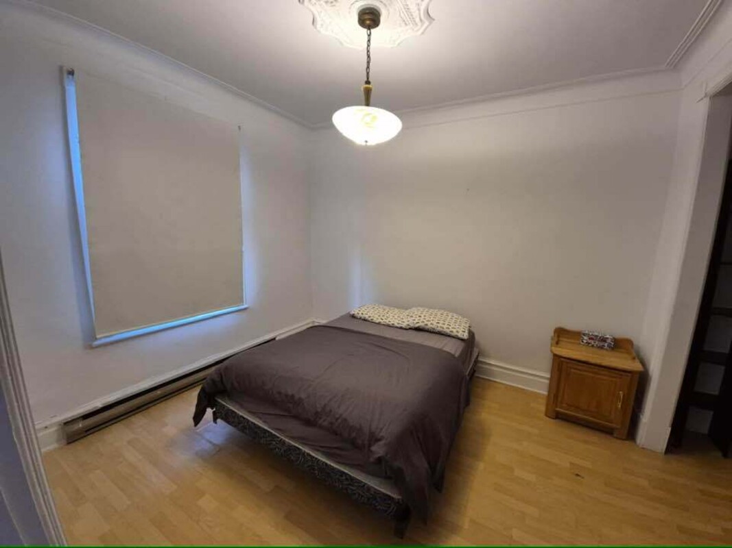  Double Front 3763 Montreal Center, 31 Nights Min(Full Room)  -  Large house near Montreal center  - Gallery -  1