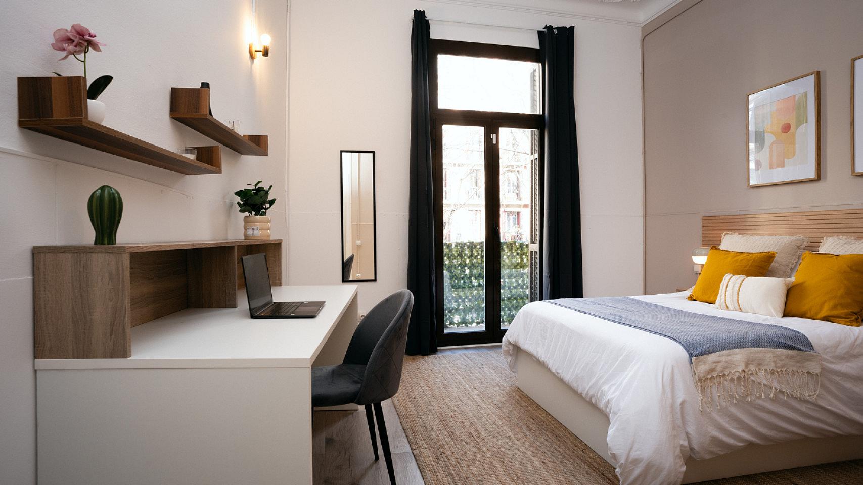 Room 1 - Spacious 7-Bedroom Coliving Apartment with Terrace in Central L'Eixample - Gallery - 42