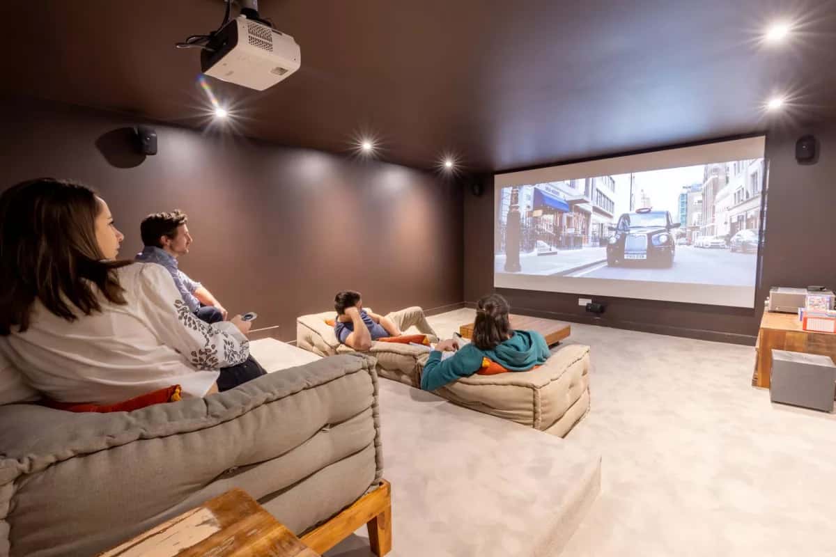  Private Room  -  Chambre privée dans la Casa du Cinéma  - Gallery -  5