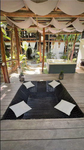 Jungle Oasis Coliving Retreat Steps from Stunning Santa Teresa Beach