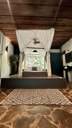 Santa Teresa Home - Gallery - 13