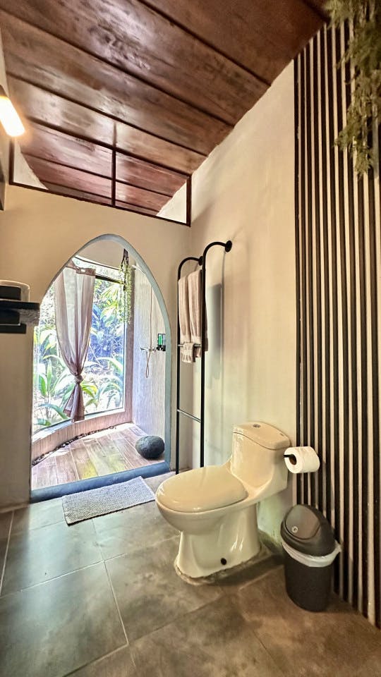 Suite Loft For One Or Two Residents - Jungle Oasis Coliving Retreat Steps from Stunning Santa Teresa Beach - Gallery - 9