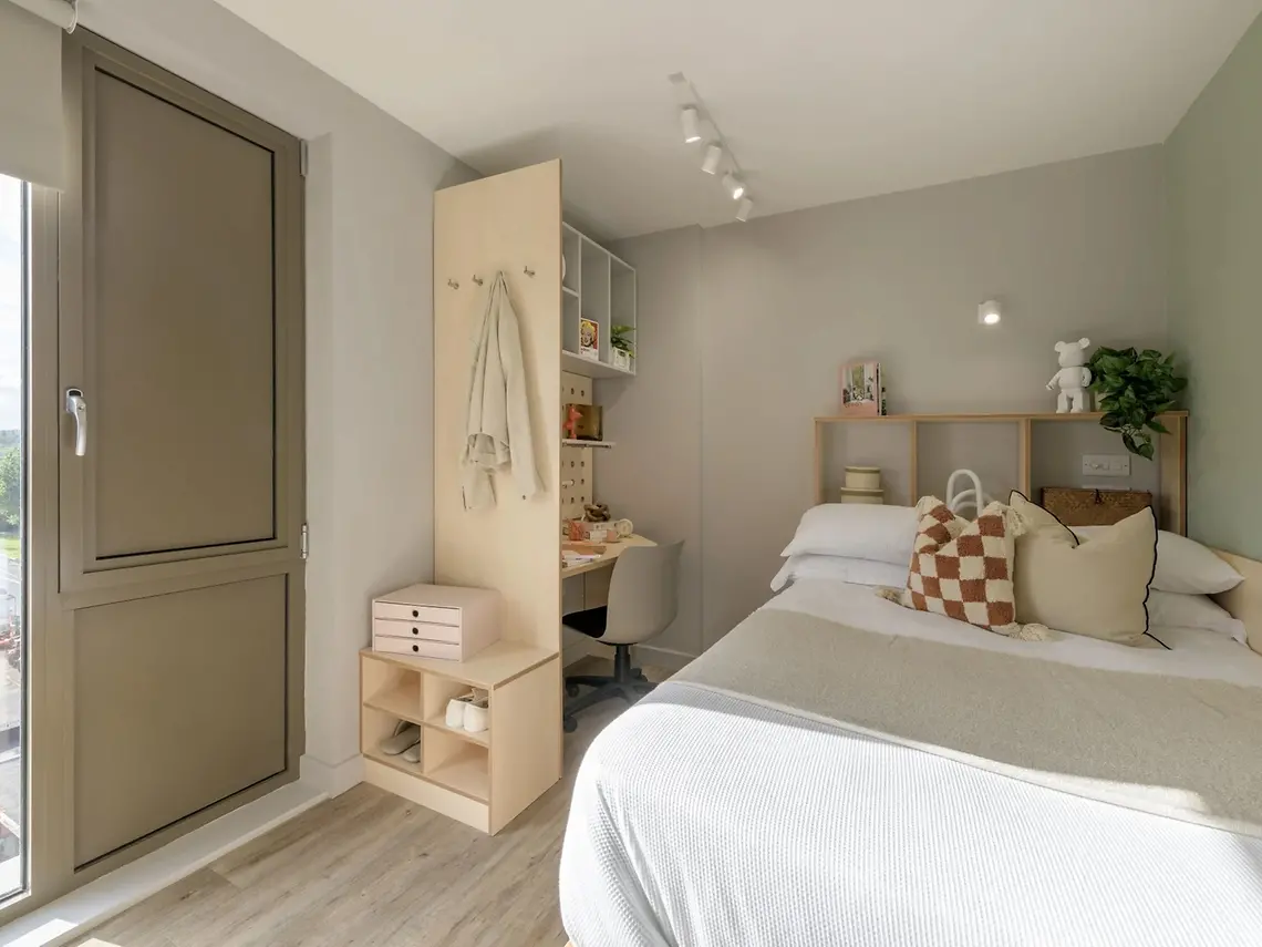  Standard Twin Studio  -  Bottleworks  - Gallery -  5