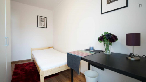 Nice single bedroom with balcony in shared flat near Park Źródliska I