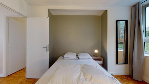 Cushy double bedroom close to Château d'Ardenay