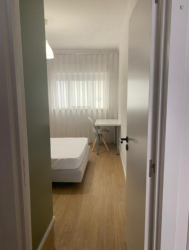 Vibrant Double Bedroom close to Tenente Coronel Park