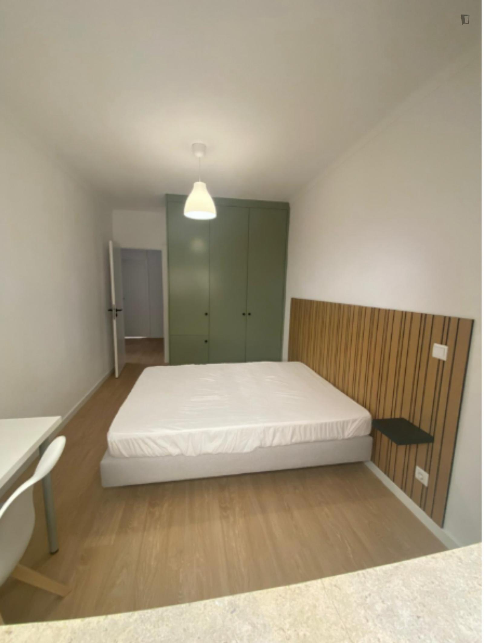 Vibrant Double Bedroom Close To Tenente Coronel Park - 1