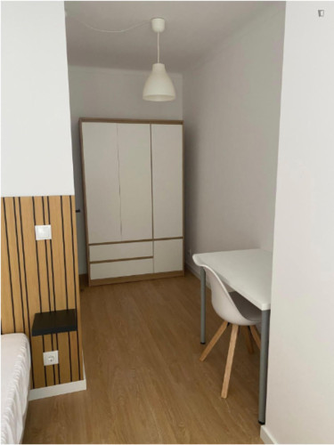 Modern Double Bedroom close to Politécnico de Leiria