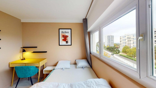 Comfy double bedroom in Le Bouscat