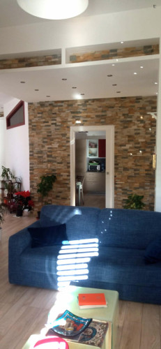 Double bedroom, with private bathroom, in 2-bedroom apartment