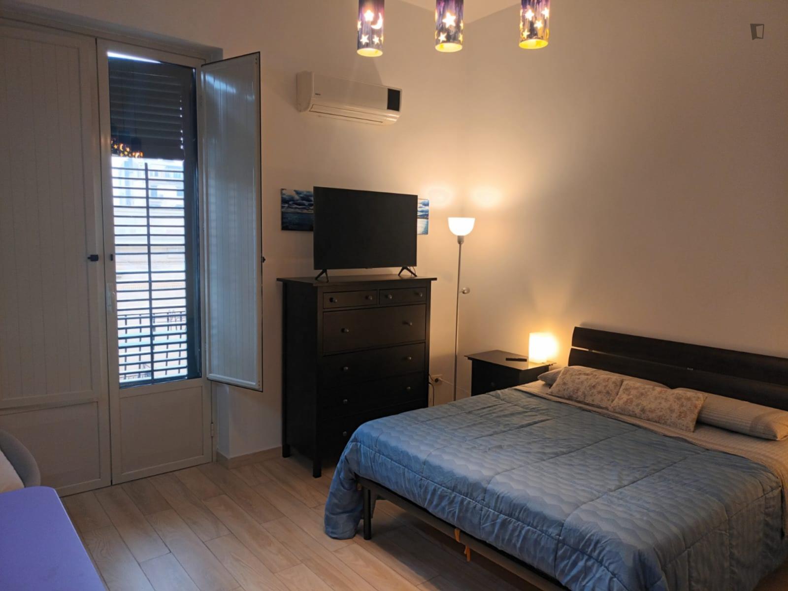 Double Bedroom, With Private Bathroom, In 2-Bedroom Apartment - 1