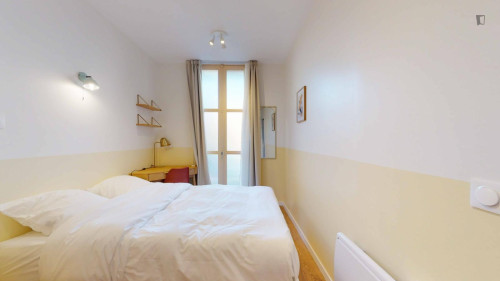 Chic double bedroom close to Grande Halle de la Villette