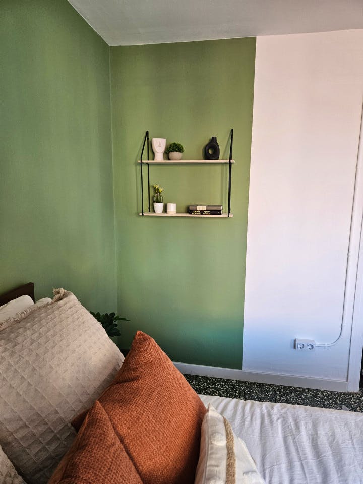  Room 1  -  Stylish Coliving Apartment with Community Vibe in Vibrant L'Eixample  - Gallery -  17