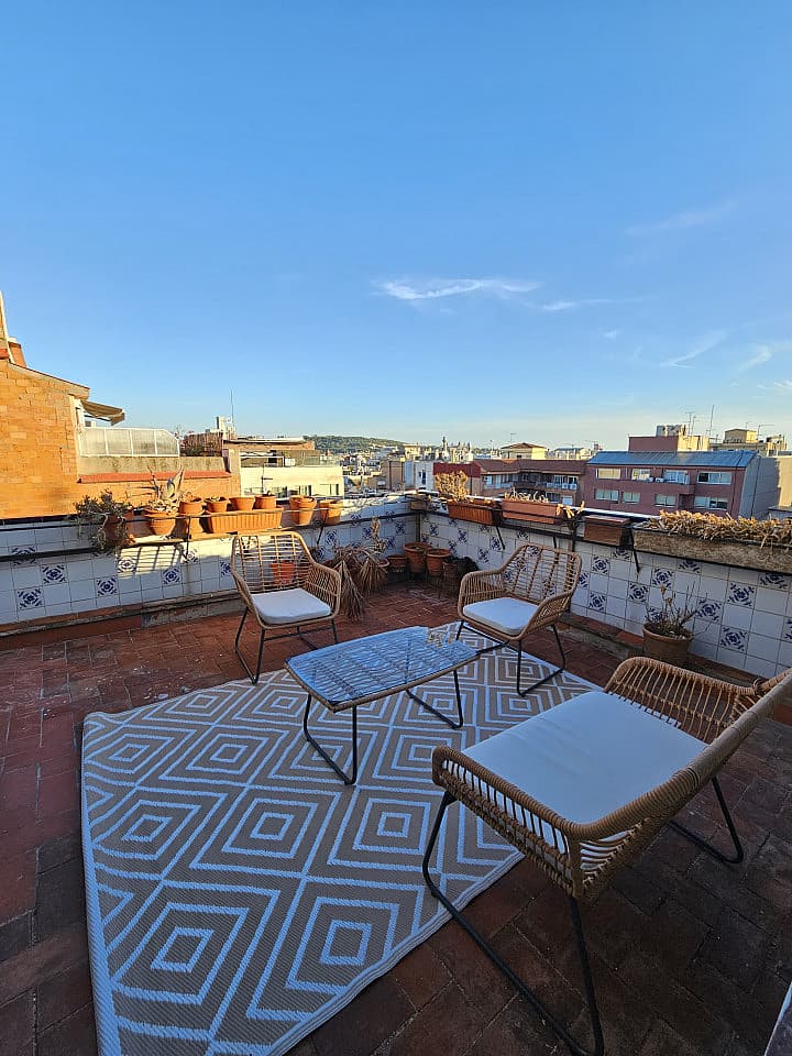  Room 1  -  Stylish Coliving Apartment with Community Vibe in Vibrant L'Eixample  - Gallery -  87