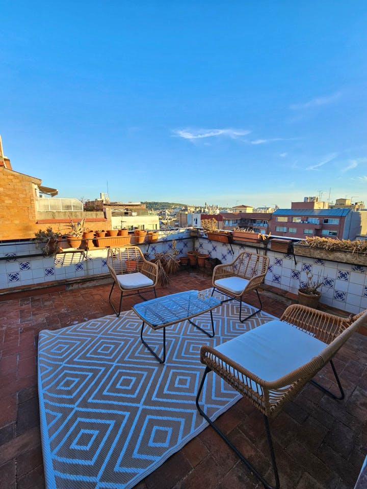  Room 1  -  Stylish Coliving Apartment with Community Vibe in Vibrant L'Eixample  - Gallery -  15