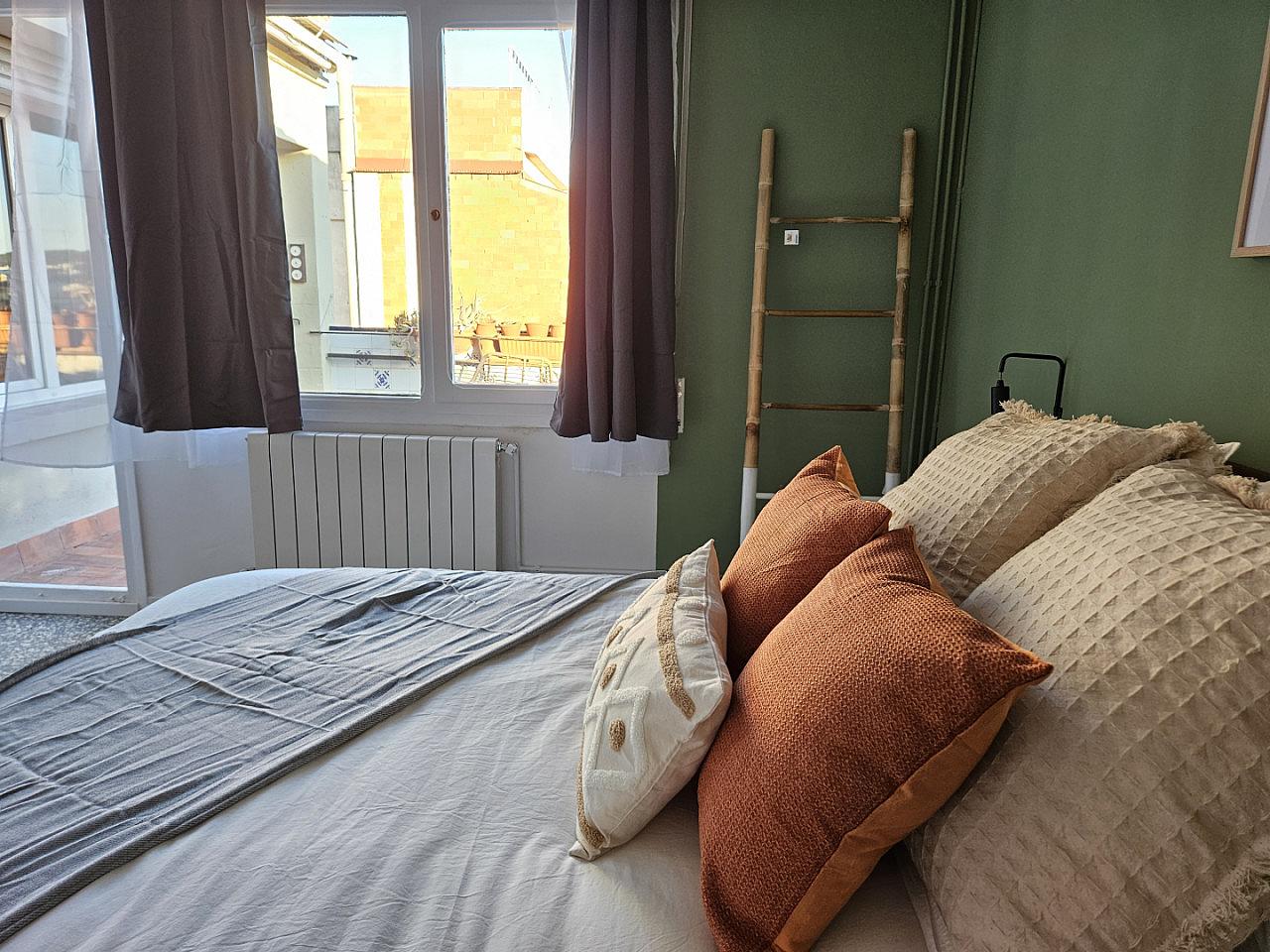  Room 1  -  Stylish Coliving Apartment with Community Vibe in Vibrant L'Eixample  - Gallery -  67