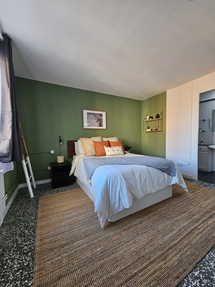  Room 1  -  Stylish Coliving Apartment with Community Vibe in Vibrant L'Eixample  - Gallery -  37