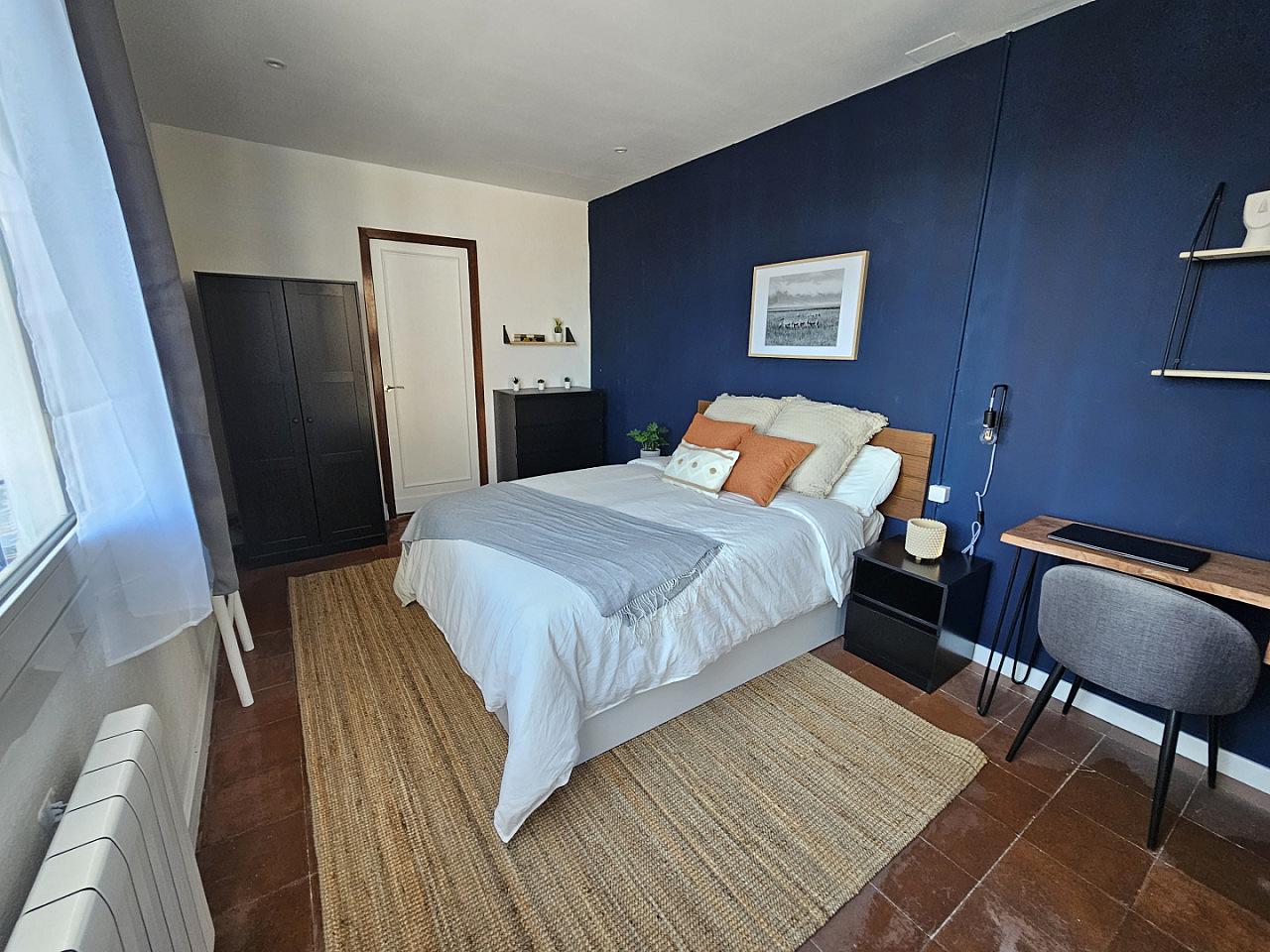  Room 2  -  Stylish Coliving Apartment with Community Vibe in Vibrant L'Eixample  - Gallery -  43