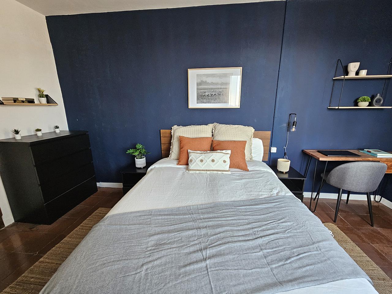  Room 2  -  Stylish Coliving Apartment with Community Vibe in Vibrant L'Eixample  - Gallery -  71