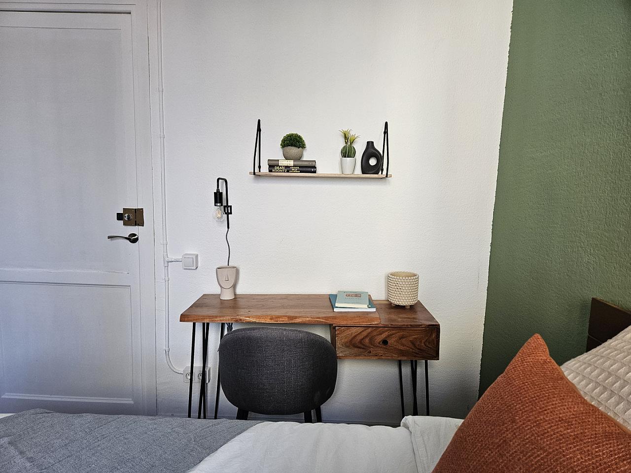  Room 3  -  Stylish Coliving Apartment with Community Vibe in Vibrant L'Eixample  - Gallery -  38