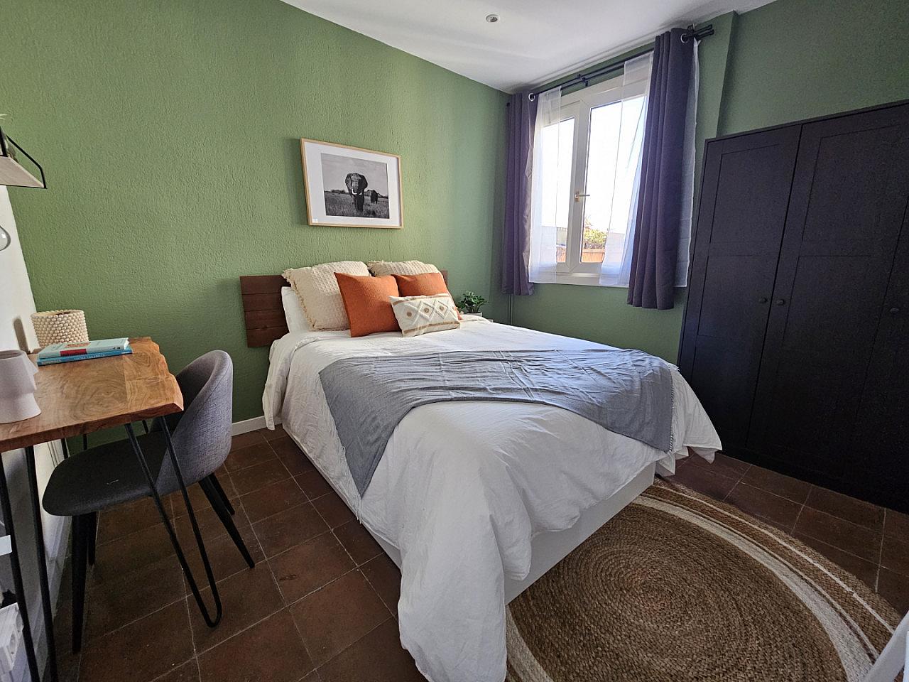 Room 3  -  Stylish Coliving Apartment with Community Vibe in Vibrant L'Eixample  - Gallery -  41
