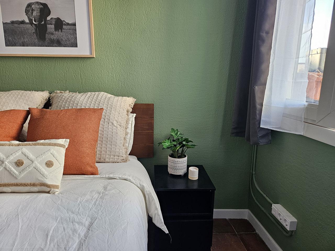  Room 3  -  Stylish Coliving Apartment with Community Vibe in Vibrant L'Eixample  - Gallery -  67