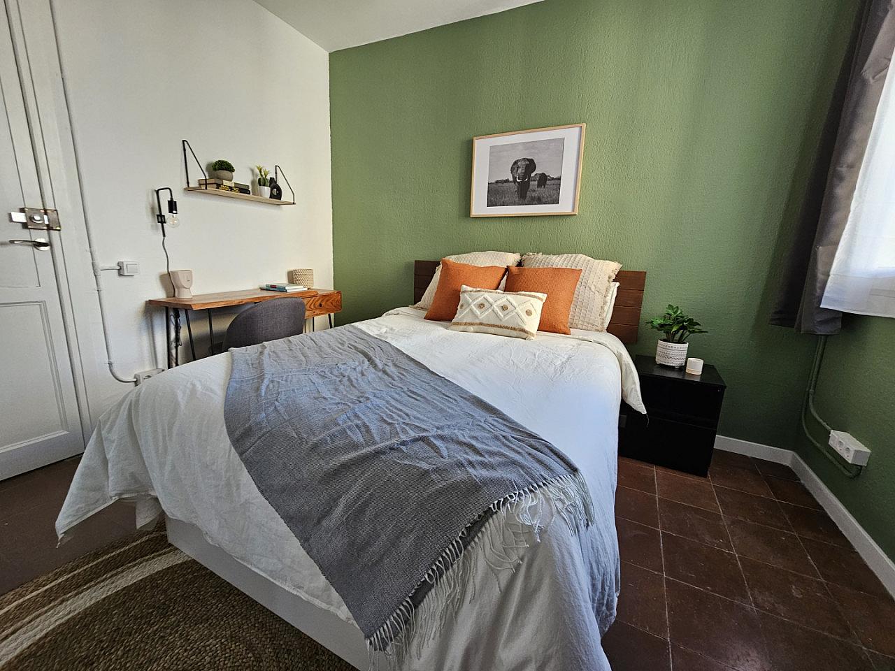  Room 3  -  Stylish Coliving Apartment with Community Vibe in Vibrant L'Eixample  - Gallery -  63