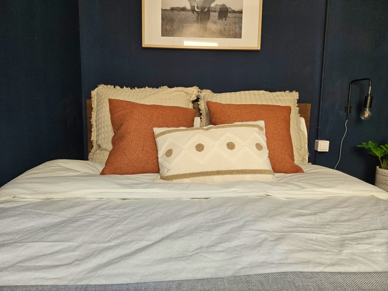  Room 4  -  Stylish Coliving Apartment with Community Vibe in Vibrant L'Eixample  - Gallery -  8