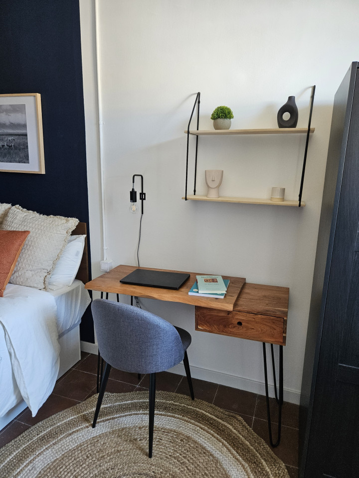  Room 4  -  Stylish Coliving Apartment with Community Vibe in Vibrant L'Eixample  - Gallery -  17