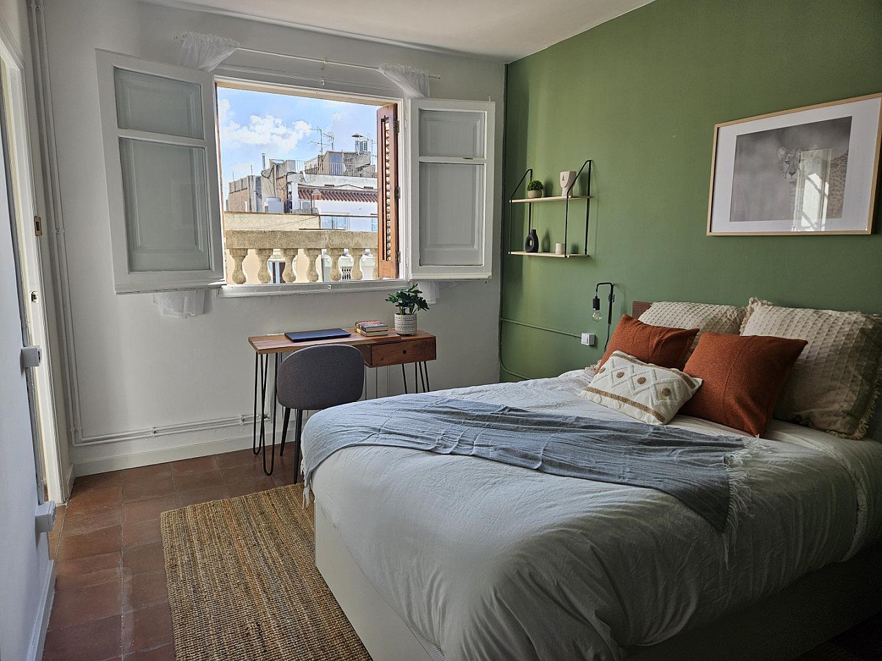  Room 5  -  Stylish Coliving Apartment with Community Vibe in Vibrant L'Eixample  - Gallery -  38
