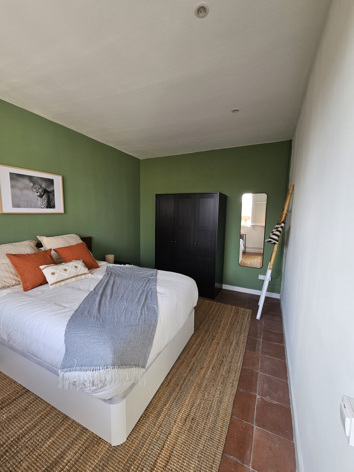  Room 5  -  Stylish Coliving Apartment with Community Vibe in Vibrant L'Eixample  - Gallery -  26