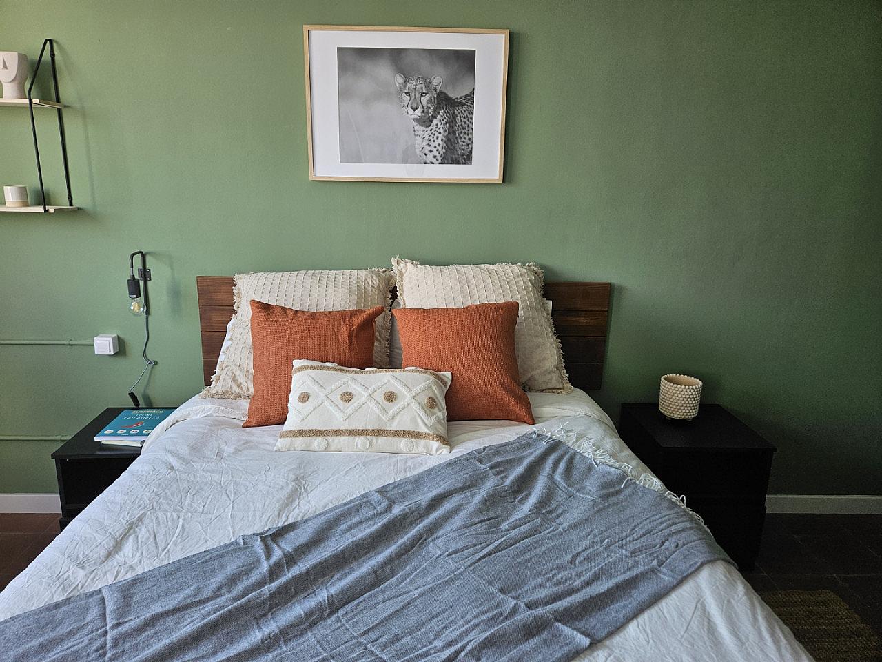  Room 5  -  Stylish Coliving Apartment with Community Vibe in Vibrant L'Eixample  - Gallery -  54