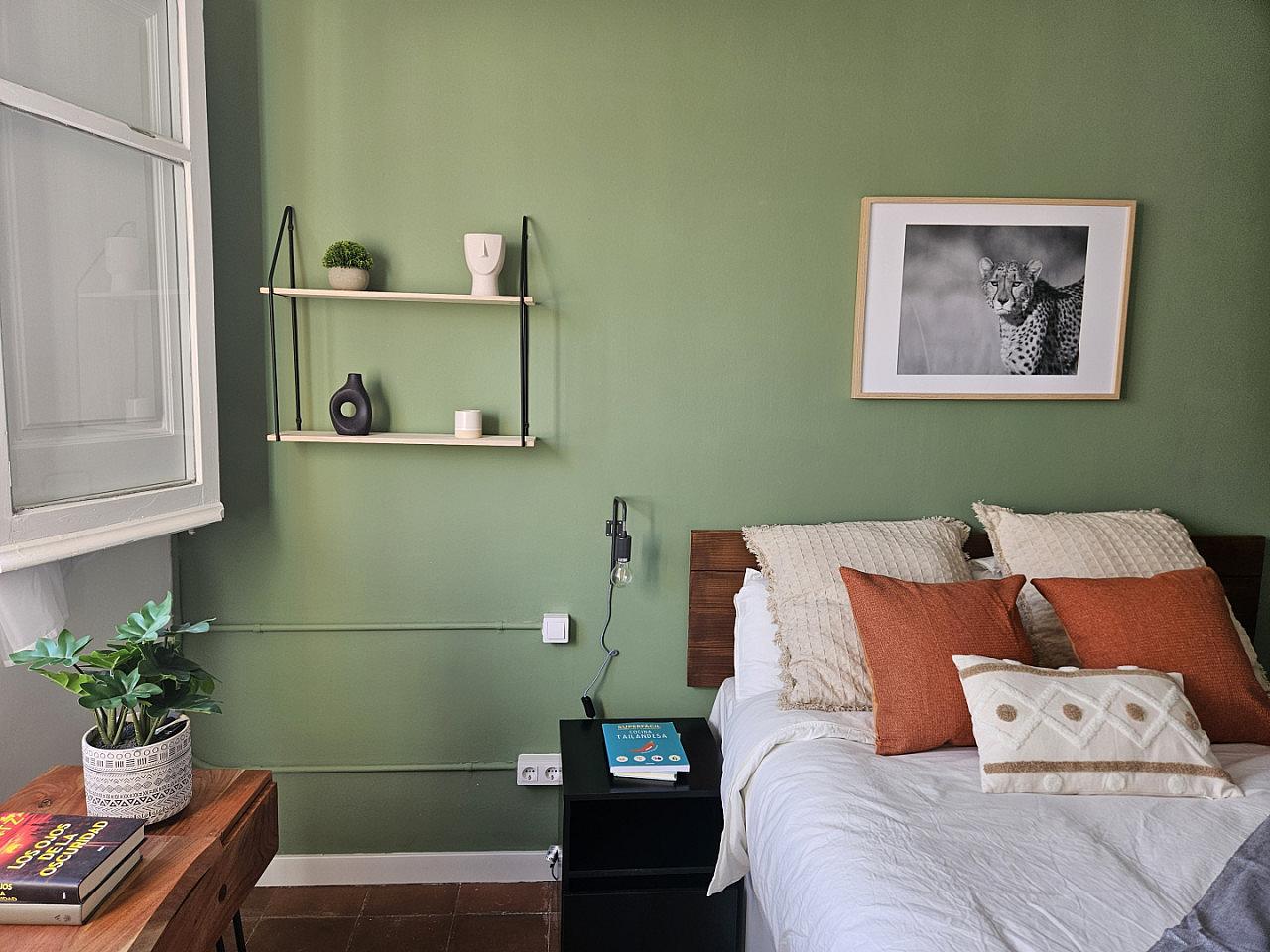  Room 5  -  Stylish Coliving Apartment with Community Vibe in Vibrant L'Eixample  - Gallery -  35