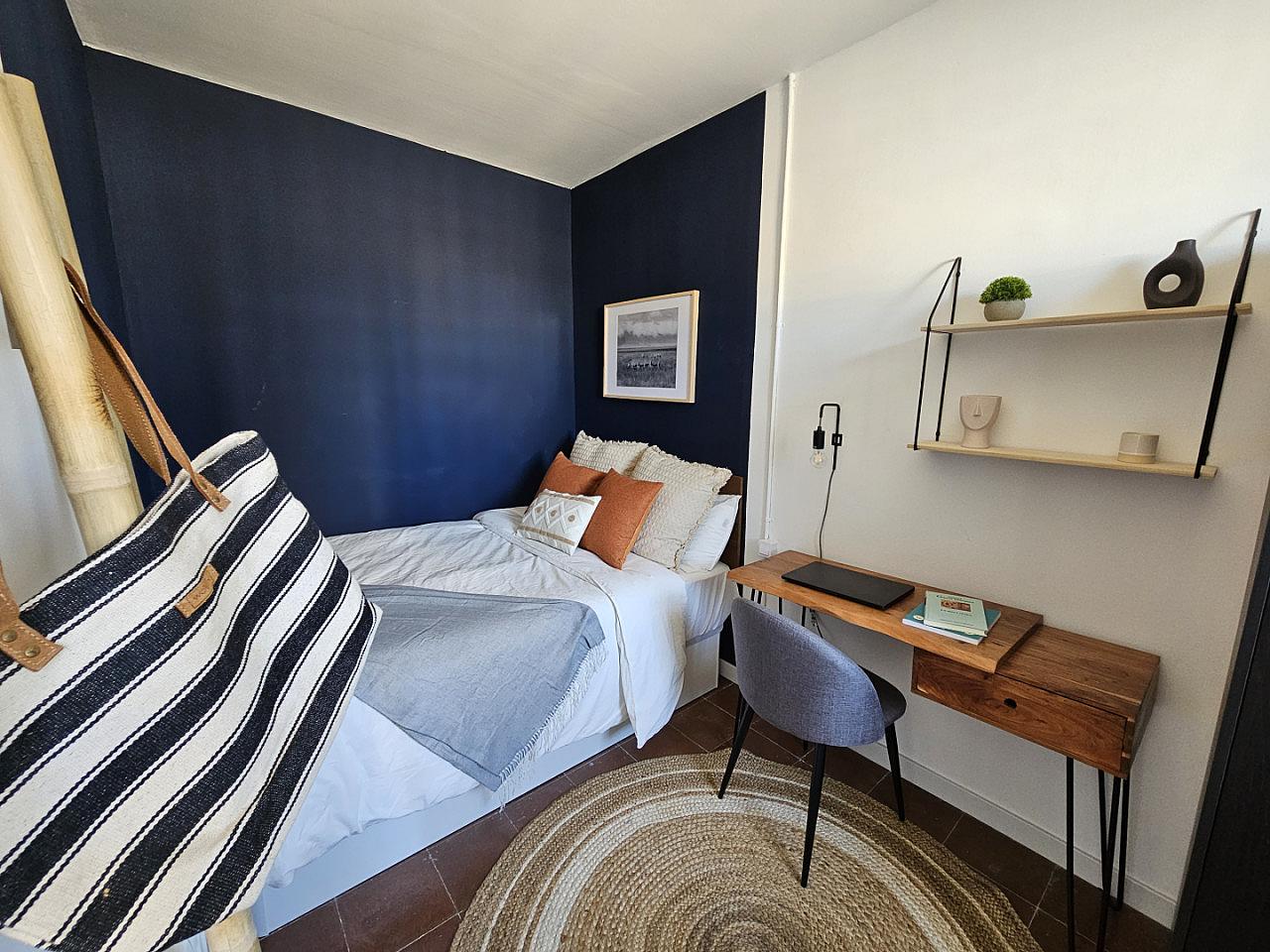  Room 6  -  Stylish Coliving Apartment with Community Vibe in Vibrant L'Eixample  - Gallery -  36